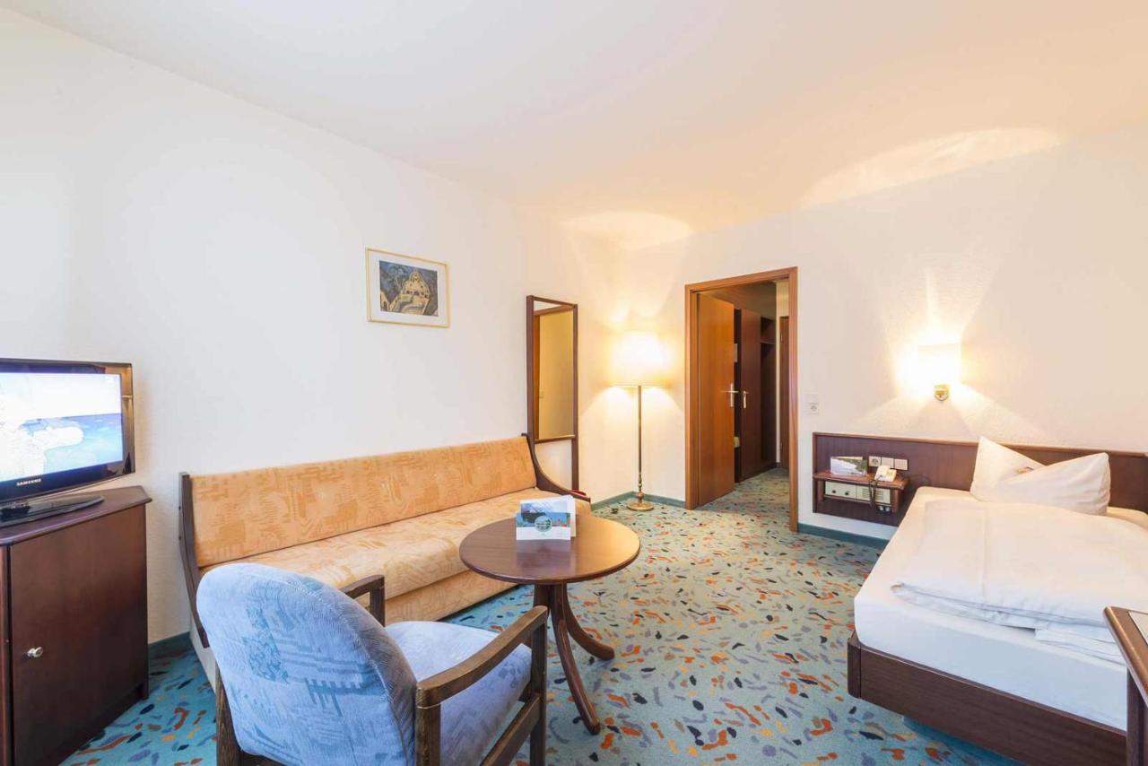 Heppenheim  Hotel Am Bruchsee מראה חיצוני תמונה